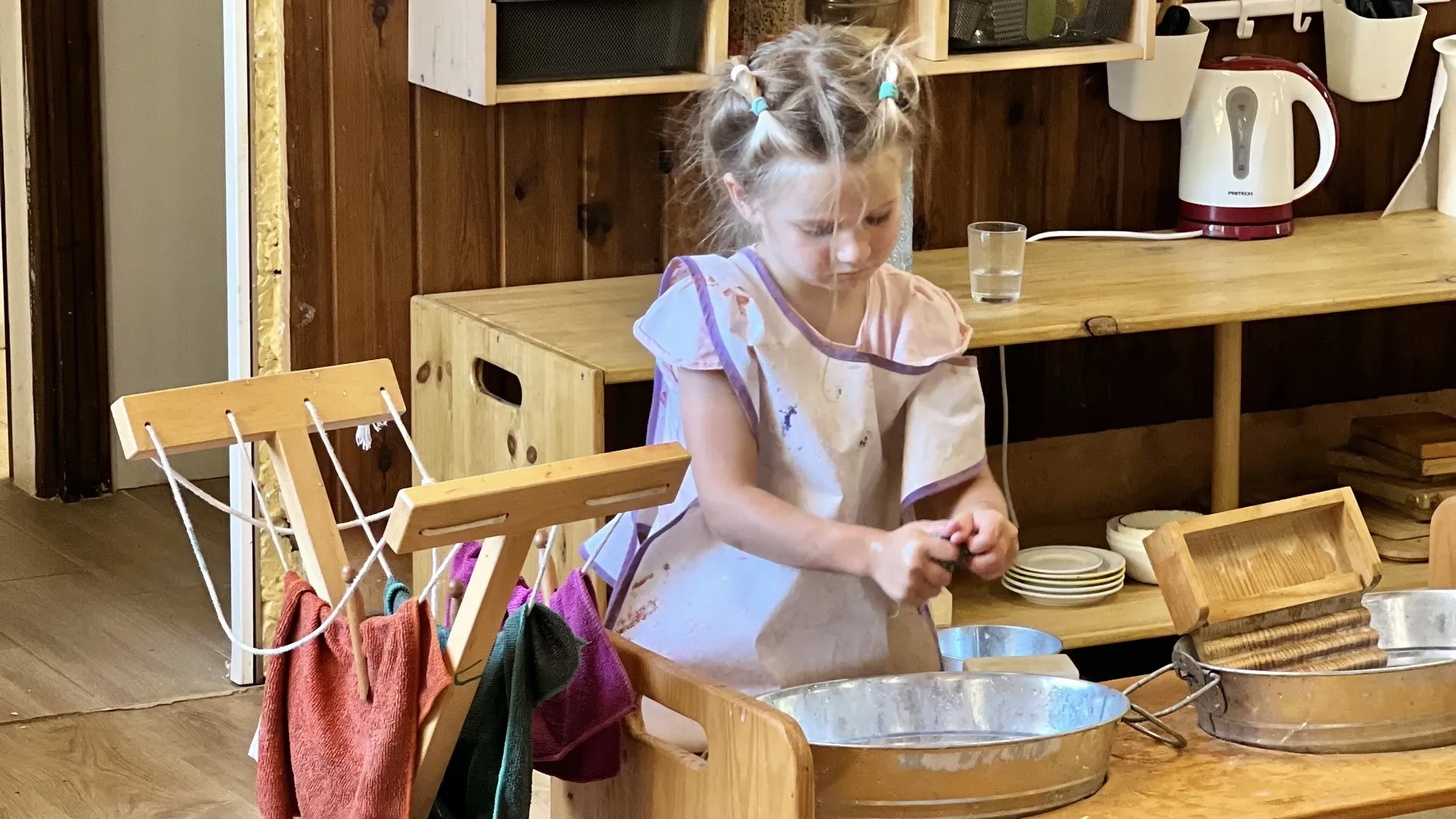 Natura Montessori School