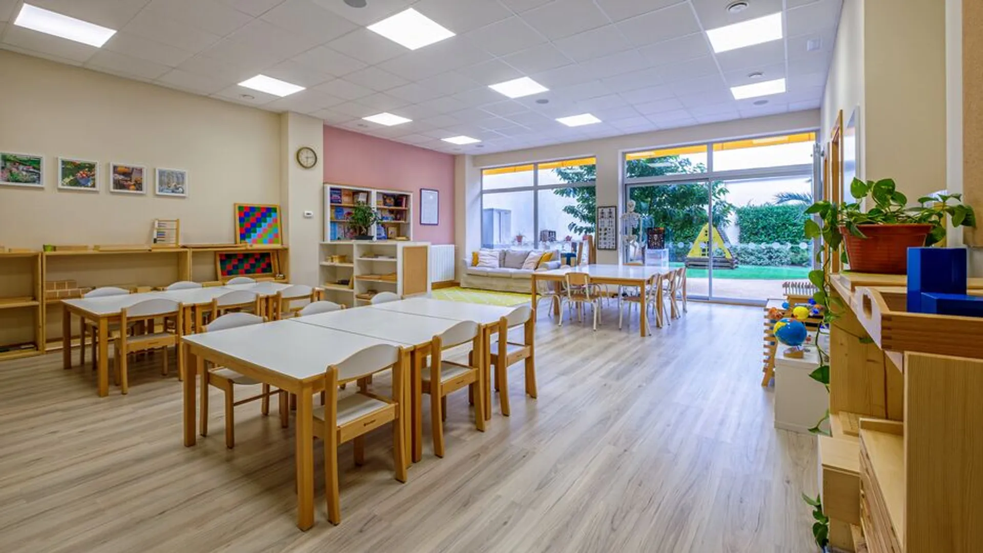 Cuarto Creciente Montessori School